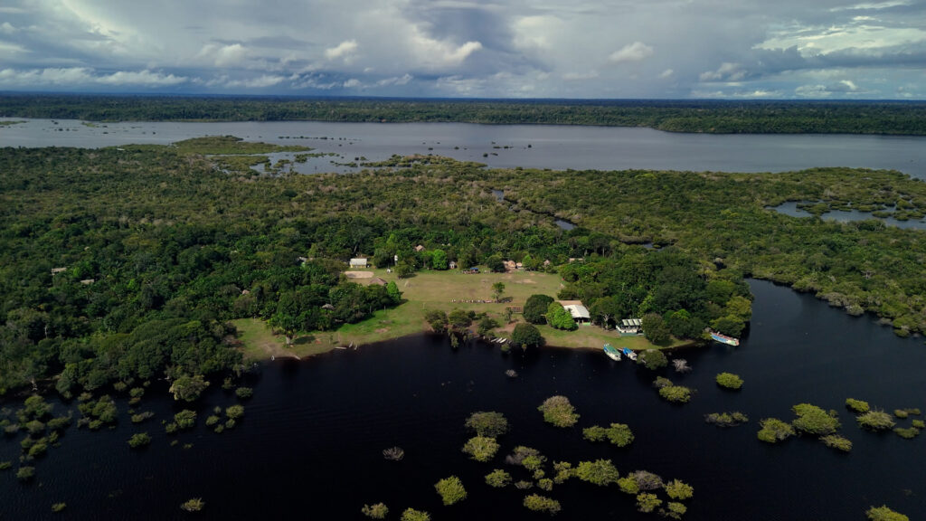 Comunidade Ilha Michiles, na T.I. Andira Marau, Maués (AM)